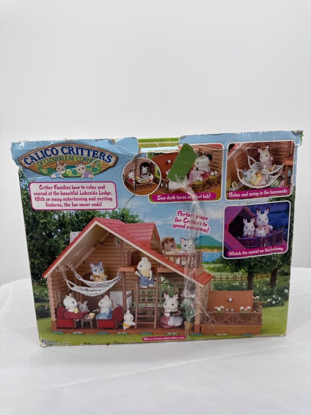 Calico Critters Lakeside Lodge Log Cabin Dollhouse Sylvanian Families